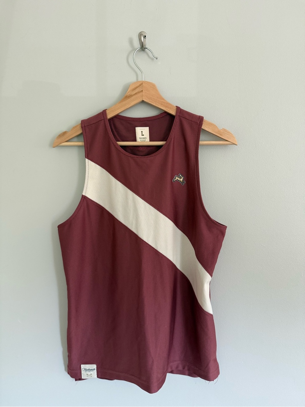 Tracksmith Women’s Van Cortlandt Singlet Rose Tank with Cream Diagonal Stripe L